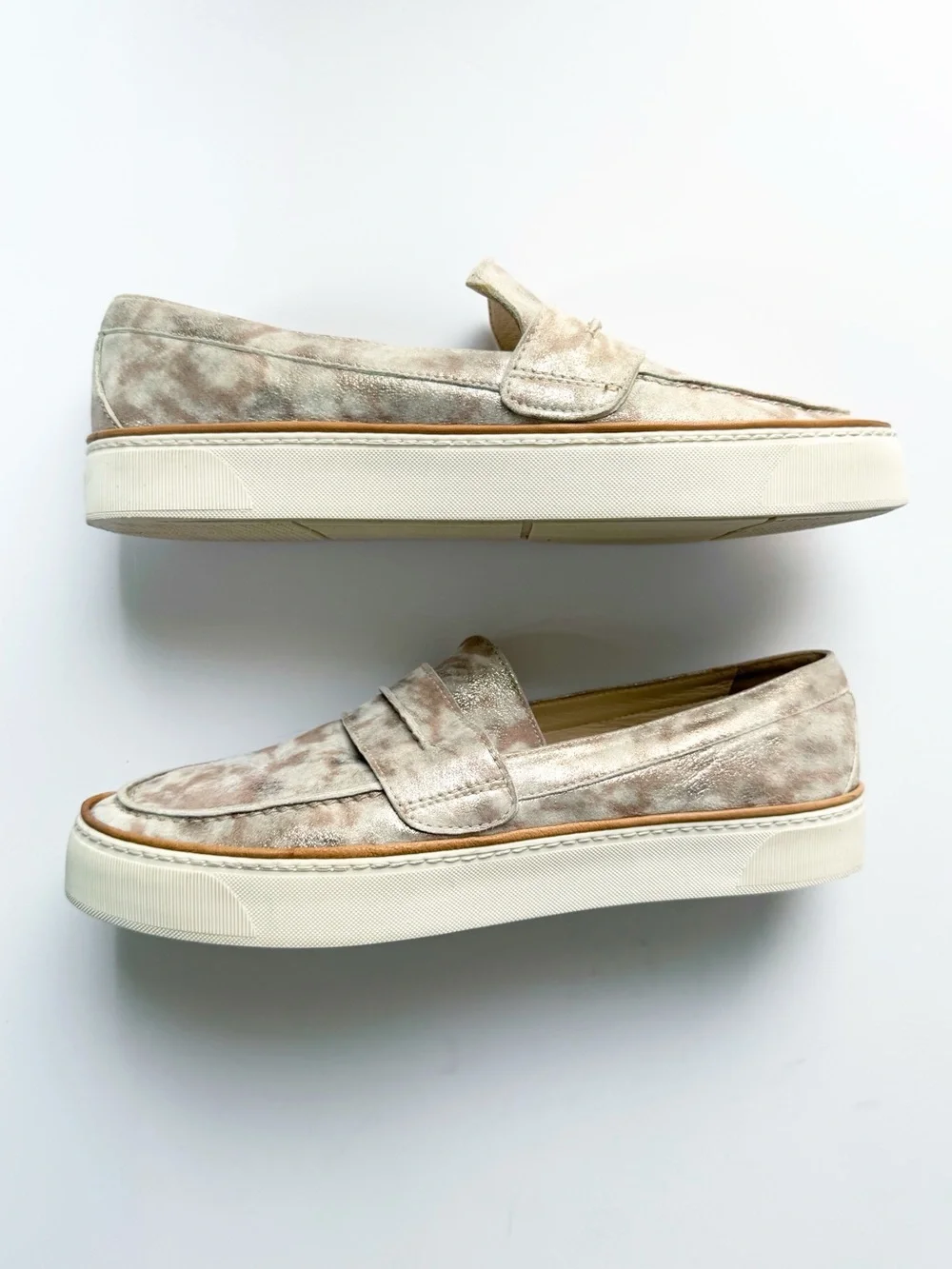 Stuart Weitzman Lounge Penny Clouded Nappa Loafers | 9